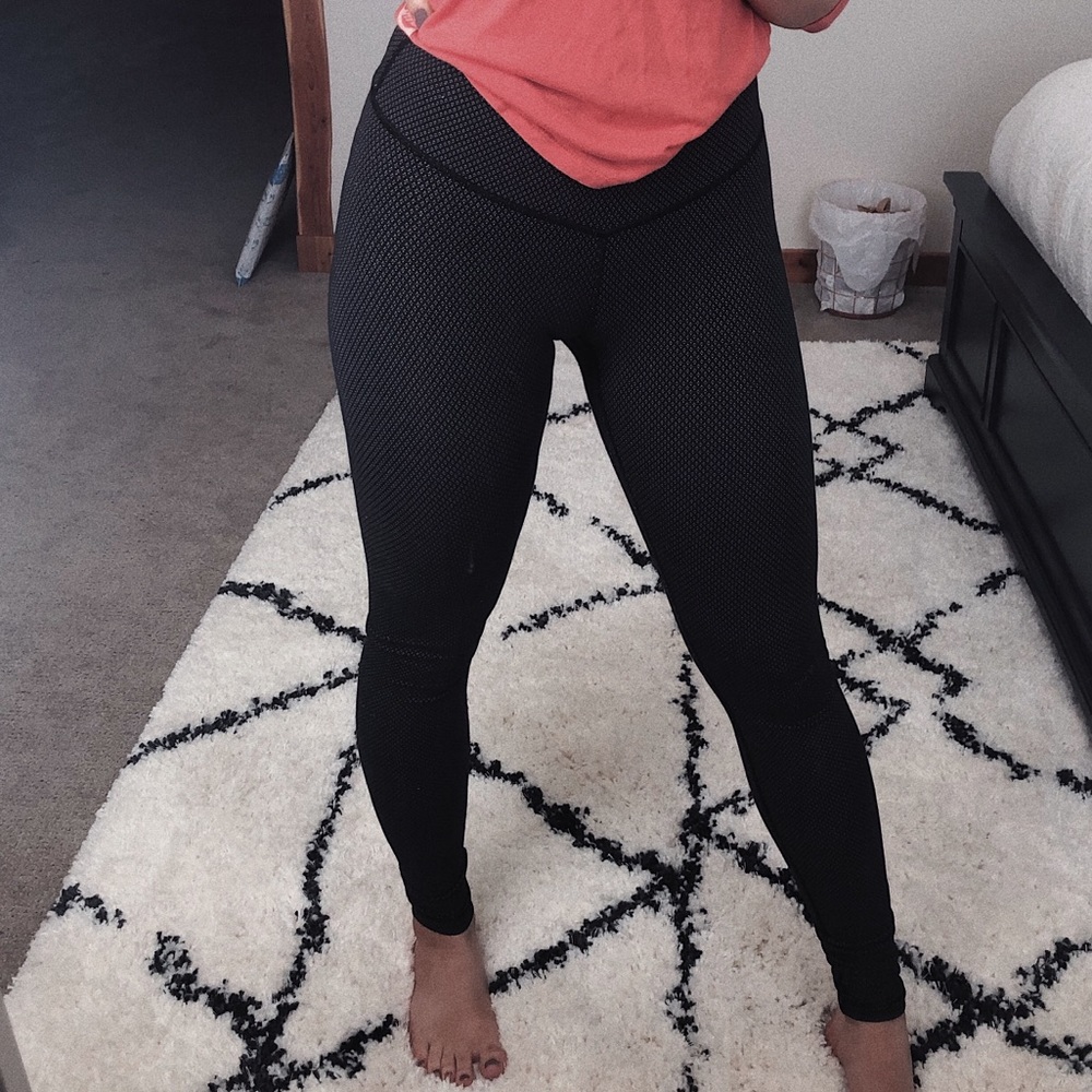 LULULEMON LEGGINGS! Size 2
